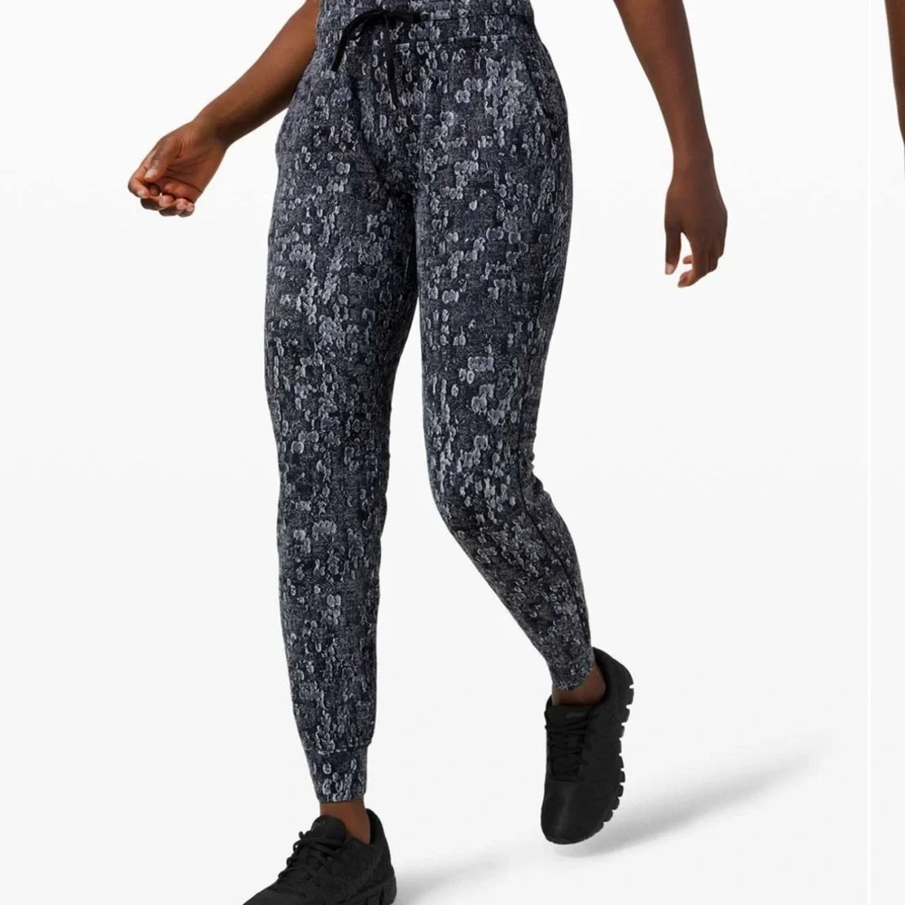 Lululemon Athletica Black and Gray Track Pants with Luxurious Texture